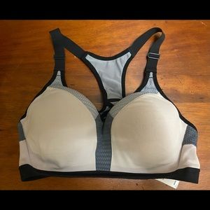 Victoria’s Secret Sports 34D Bra Incredible